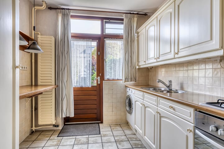 Foto 8 van Curielaan 1