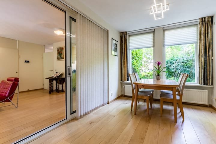 Foto 12 van Magalhaesstraat 12