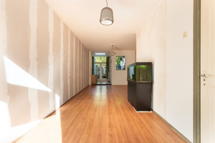 Foto 6 van Spuiweg 132