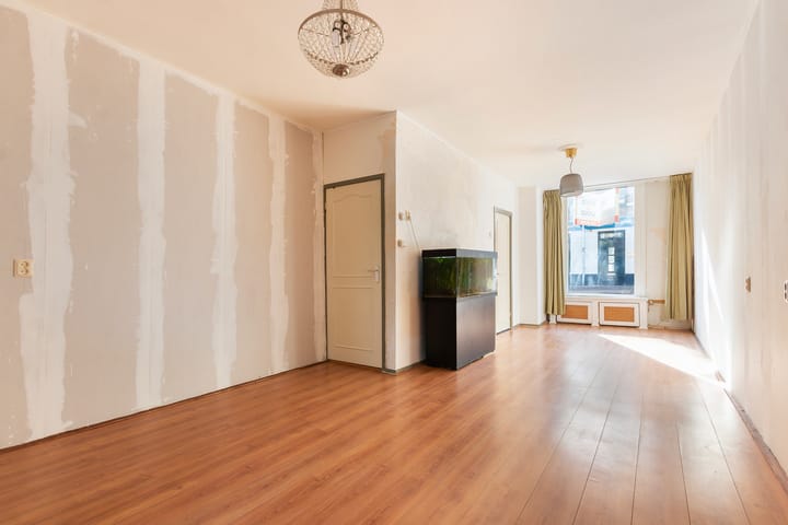 Foto 11 van Spuiweg 132