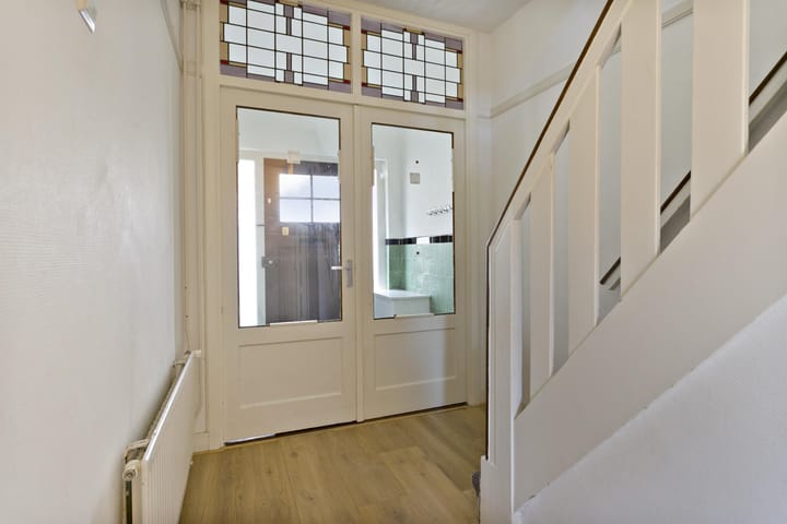 Photo 2 of Oosterhoutlaan 13