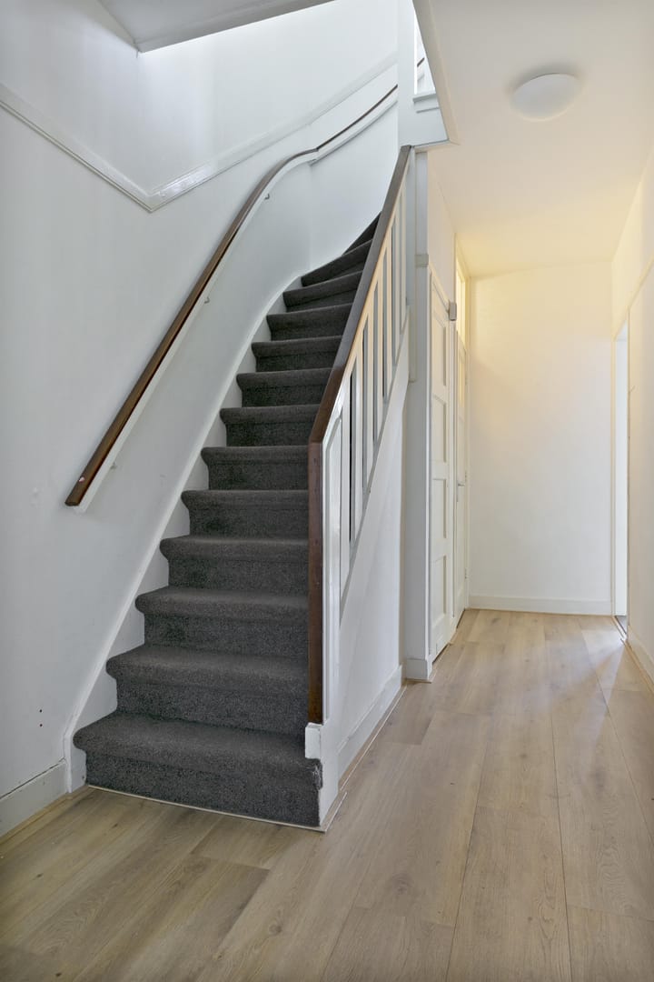 Photo 3 of Oosterhoutlaan 13