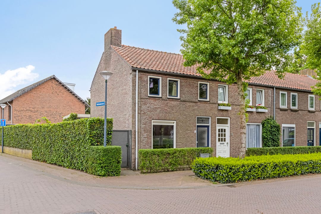 Foto 1 van Van Loëstraat 11