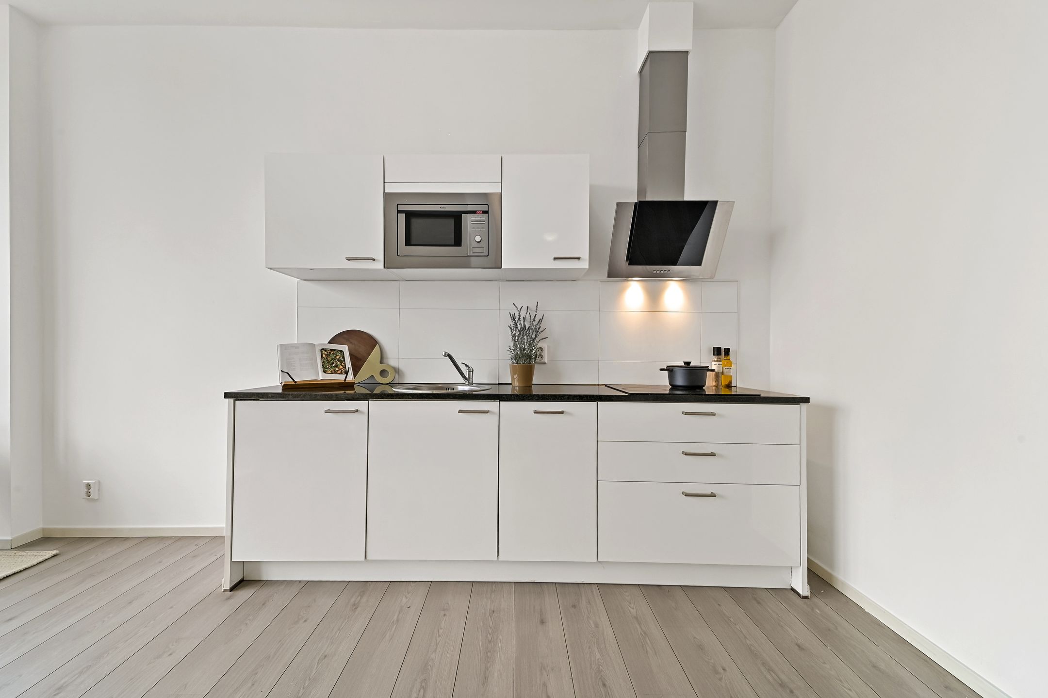 Foto 9 van Leyweg 525-Q