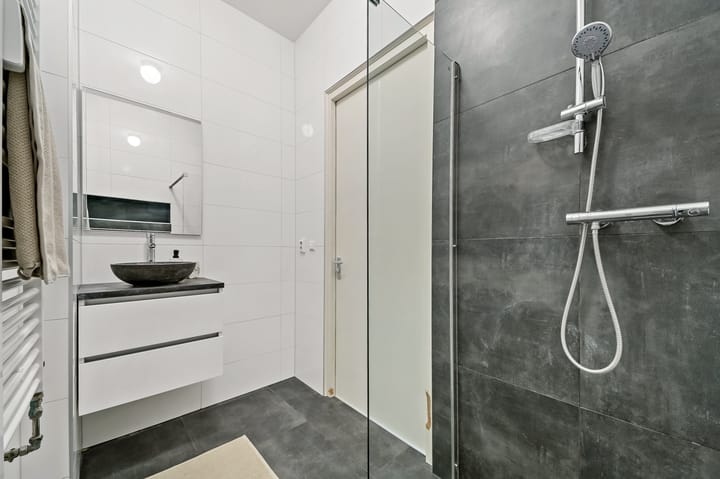 Foto 12 van Leyweg 525-Q