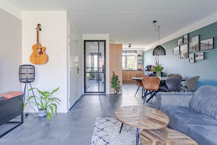 Photo 6 of Wilgenroos 29