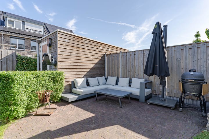 Photo 15 of Wilgenroos 29