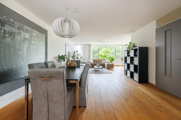 Foto 8 van James Stewartstraat 72