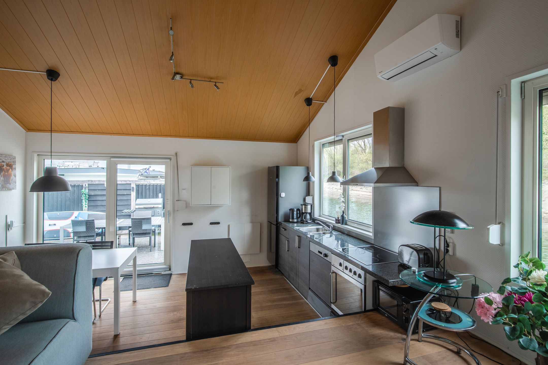 Foto 24 van Zwarteweg 2