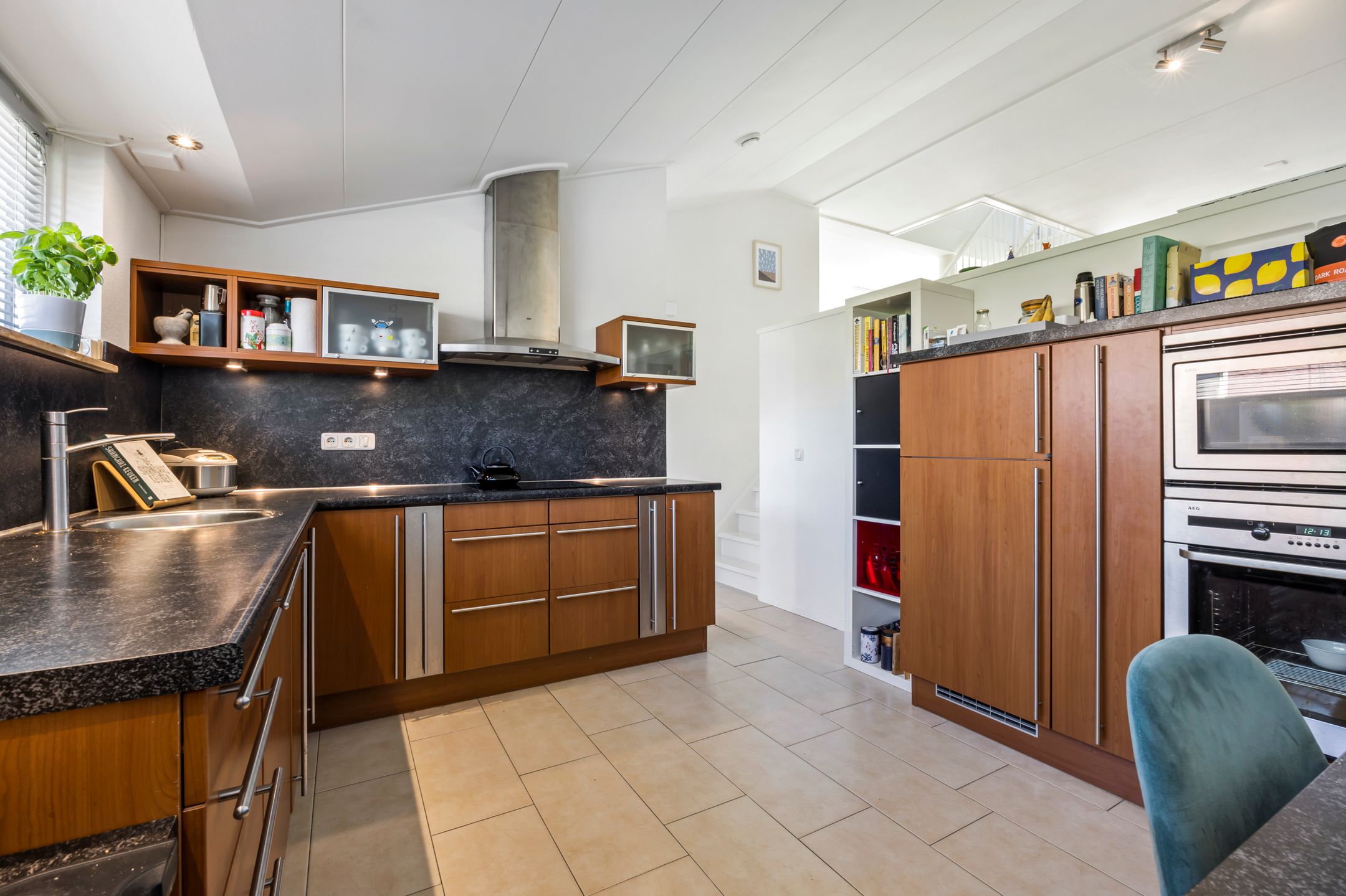 Photo 18 of Schelling 20