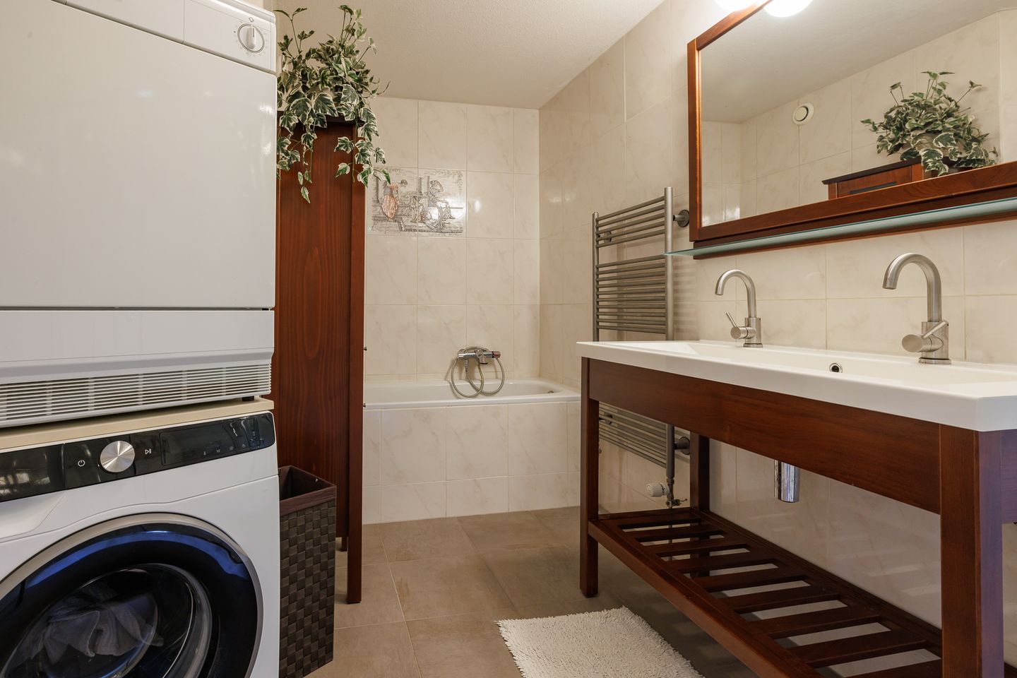 Foto 19 van James Stewartstraat 72