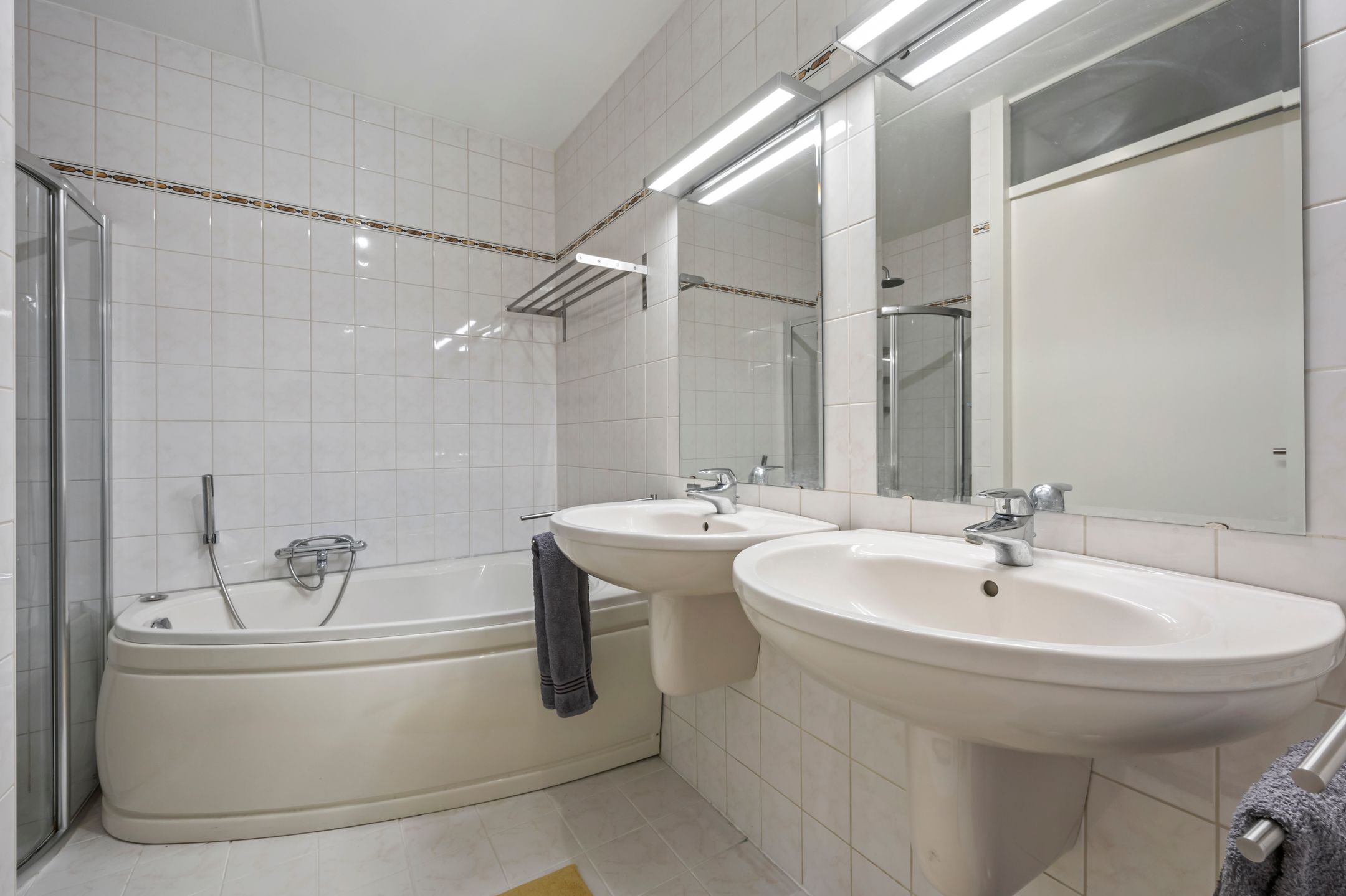 Photo 24 of Schelling 20