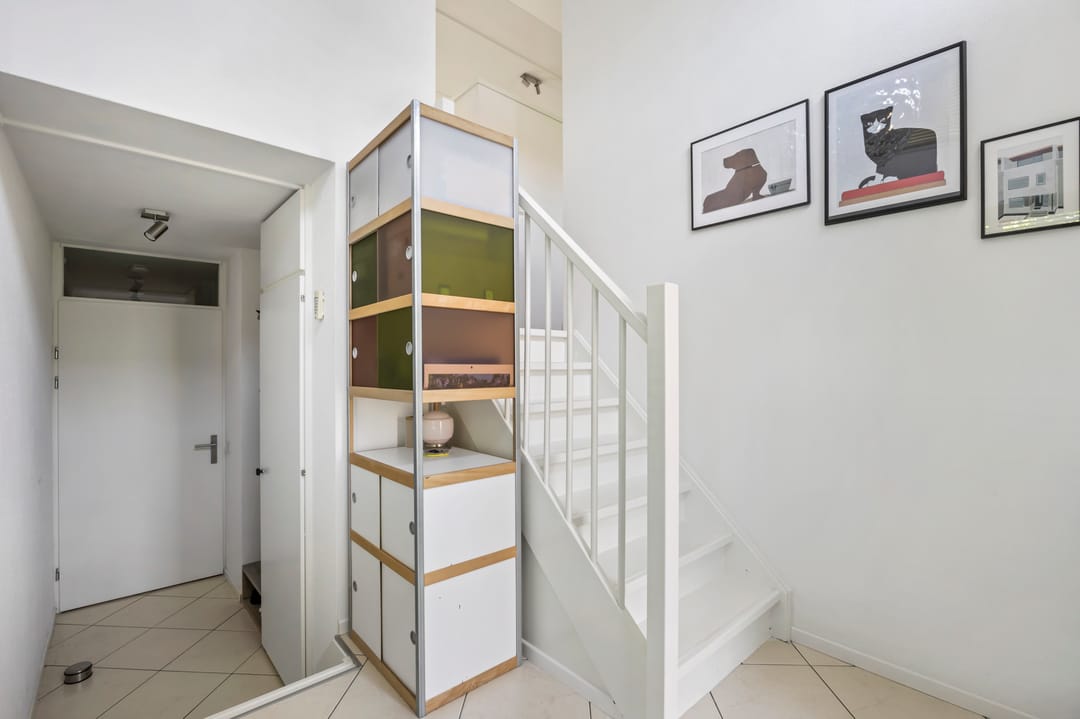 Photo 28 of Schelling 20