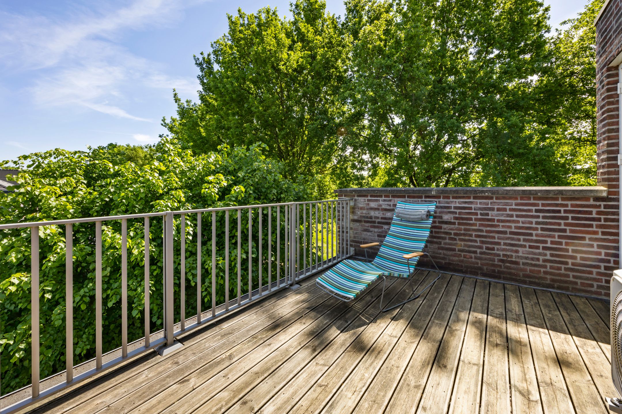 Photo 33 of Schelling 20