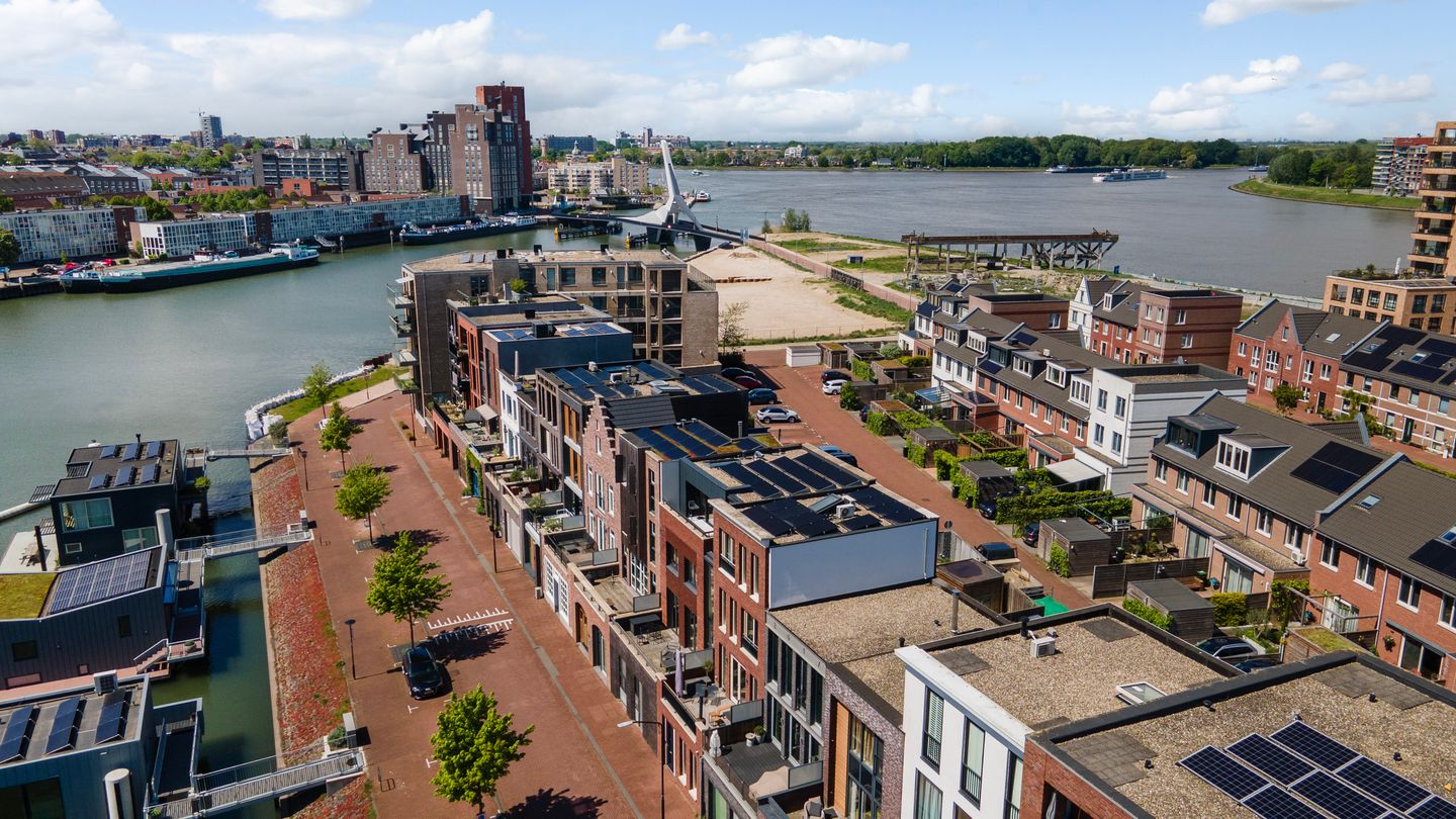 Foto 49 van Werf van De Biesbosch 60