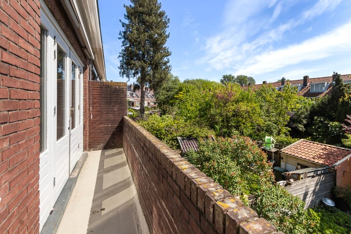 Foto 4 van Van Baerlestraat 36