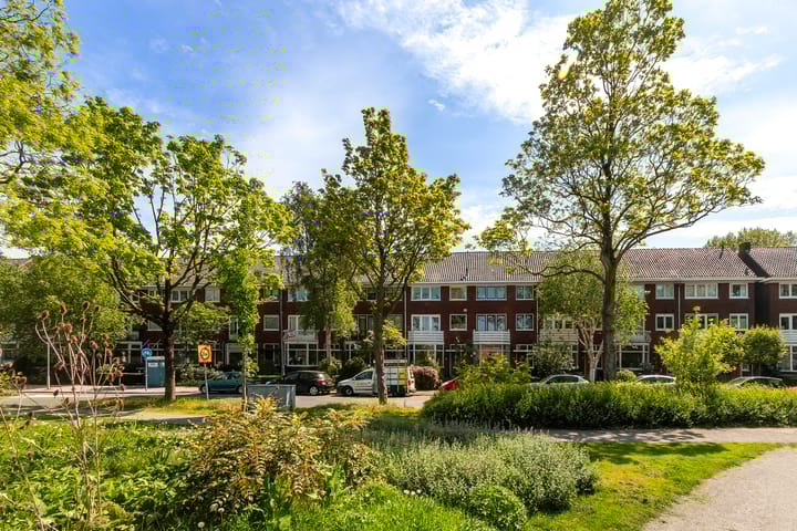 Foto 6 van Van Baerlestraat 36