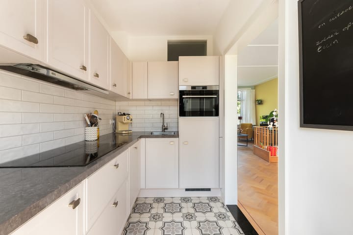 Foto 16 van Van Baerlestraat 36