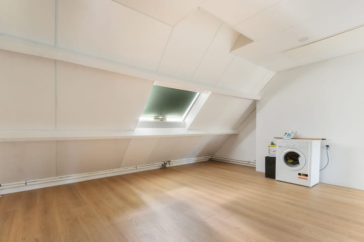 Foto 28 van Van Baerlestraat 36