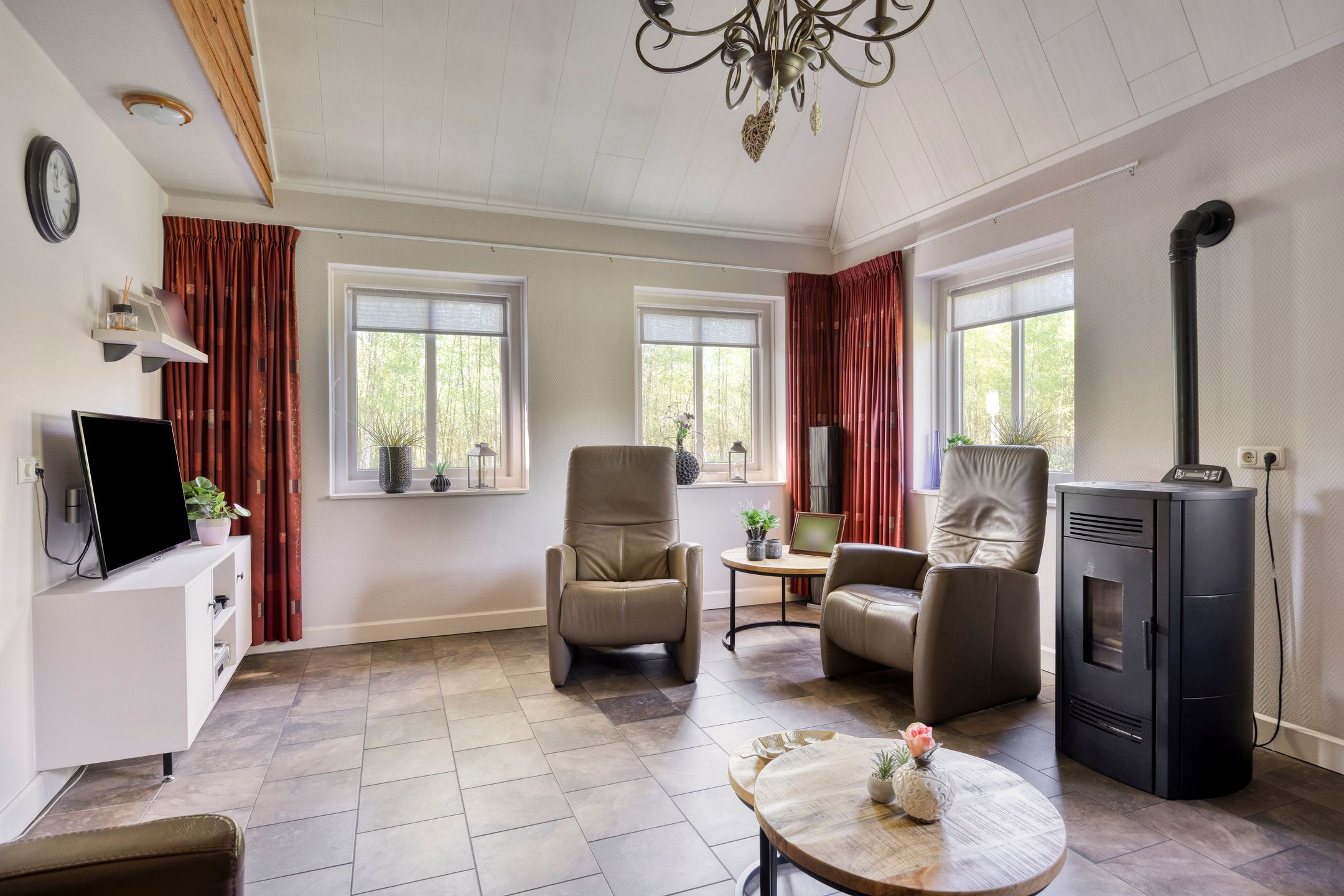 Foto 9 van Ten Darperweg 4