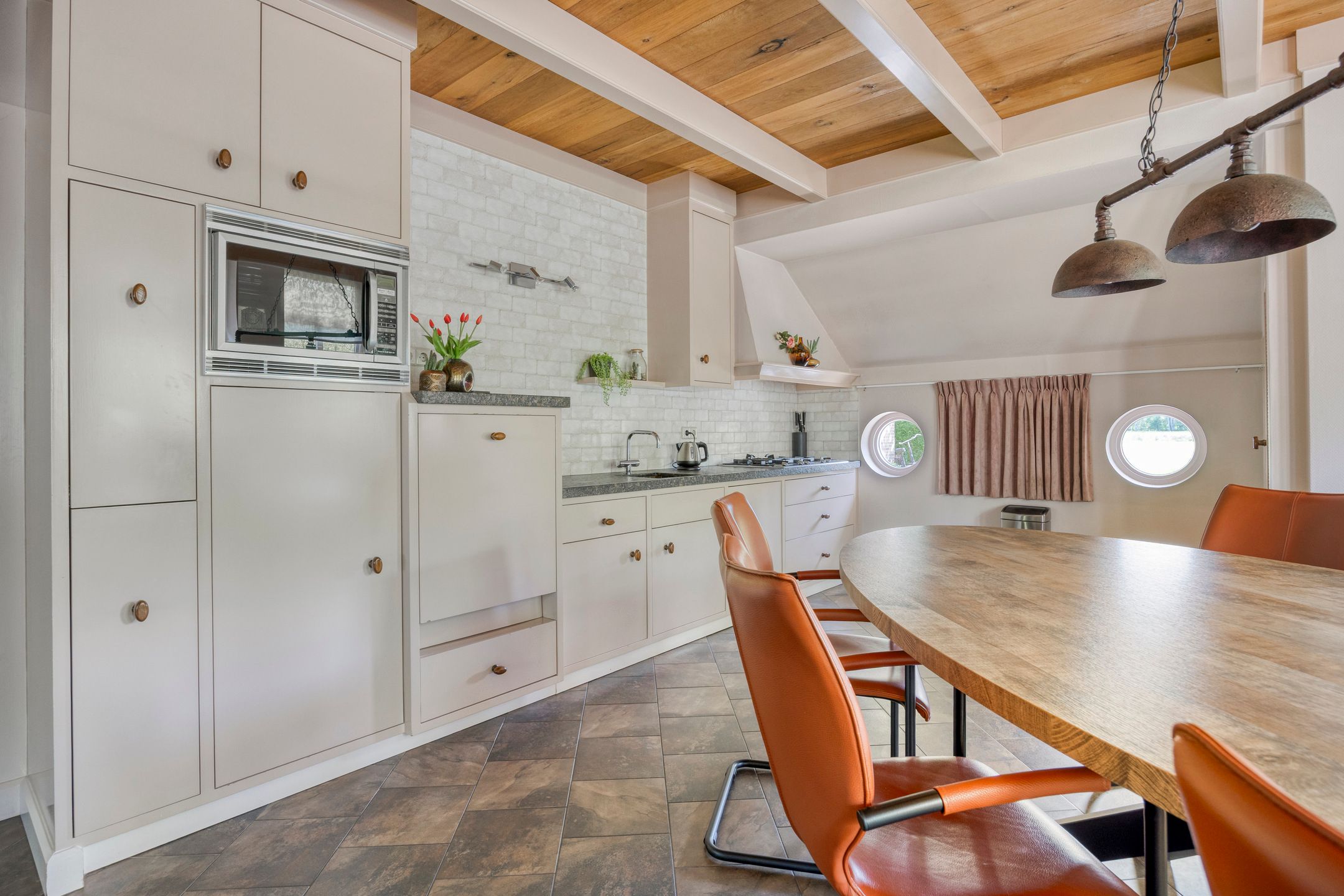 Foto 12 van Ten Darperweg 4