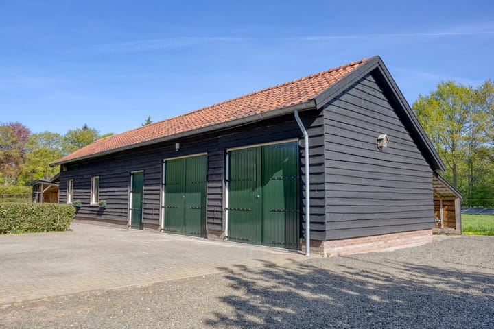 Photo 37 of Ten Darperweg 4