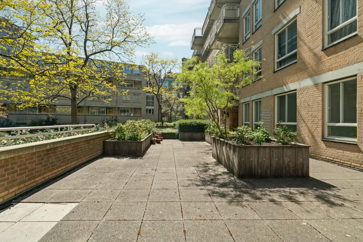 Foto 18 van Ferdinand Bolstraat 215