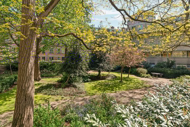 Foto 25 van Ferdinand Bolstraat 215