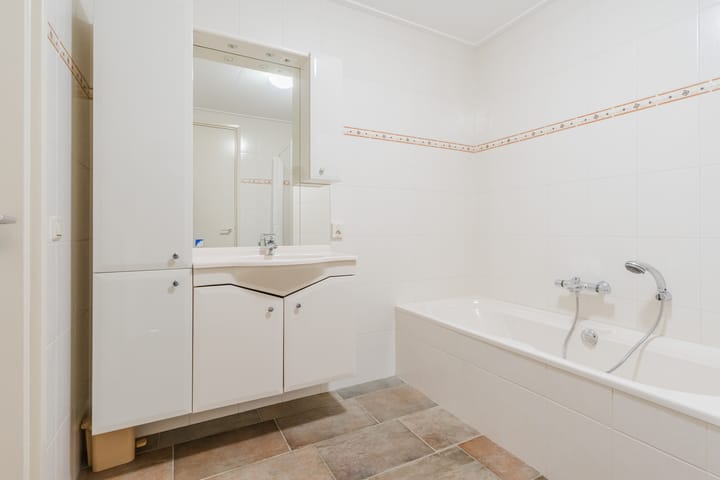 Foto 28 van Frederik Hendrikstraat 44