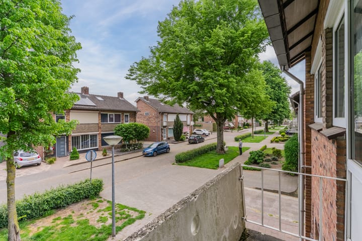 Foto 35 van Frederik Hendrikstraat 44