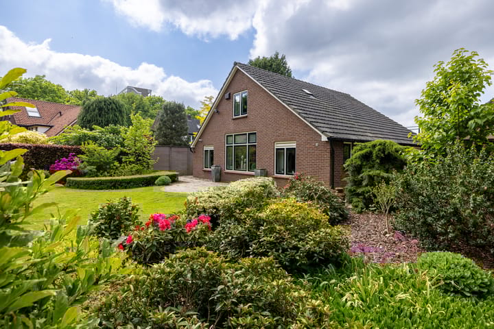 Photo 2 of Dichterseweg 74