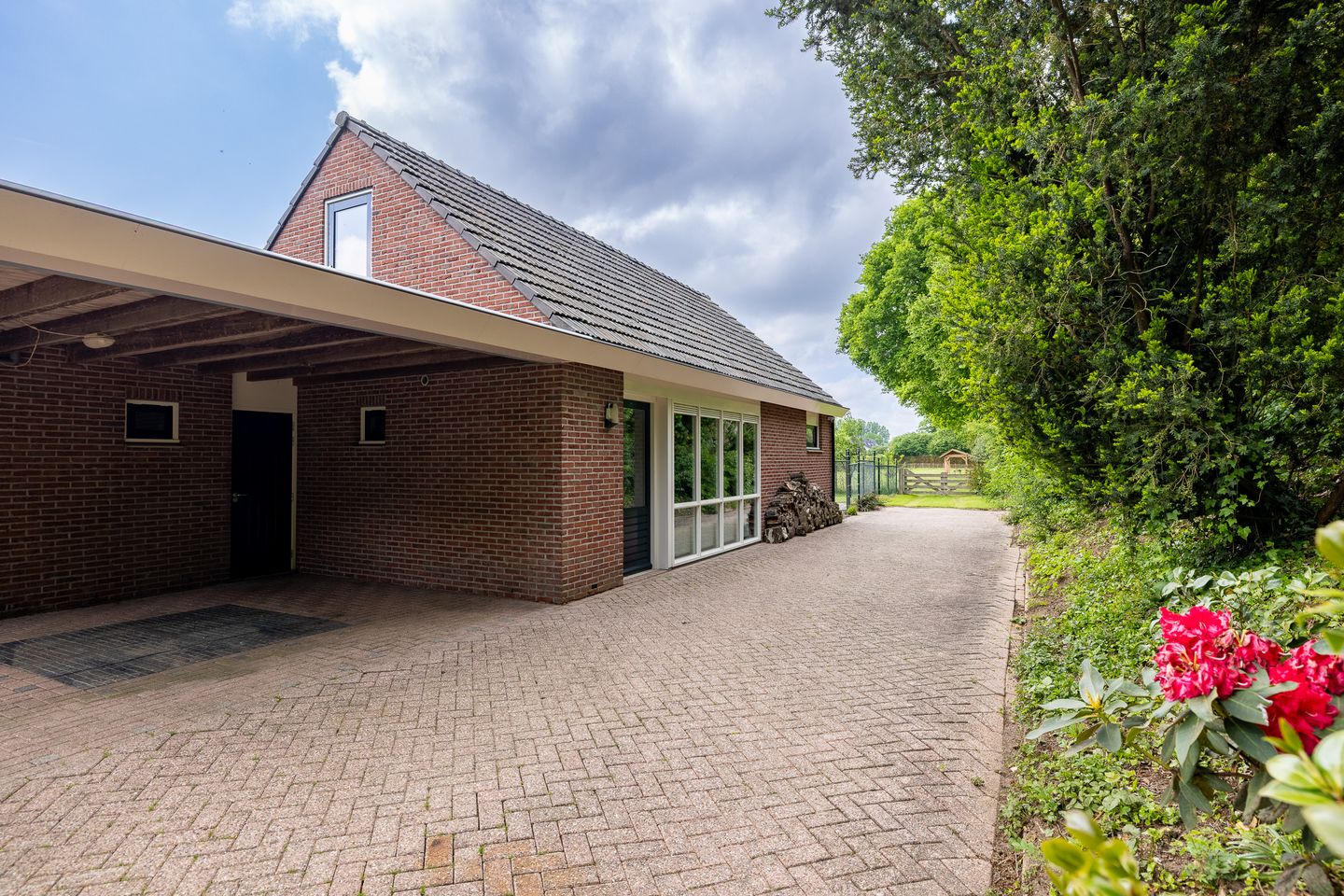 Photo 74 of Dichterseweg 74