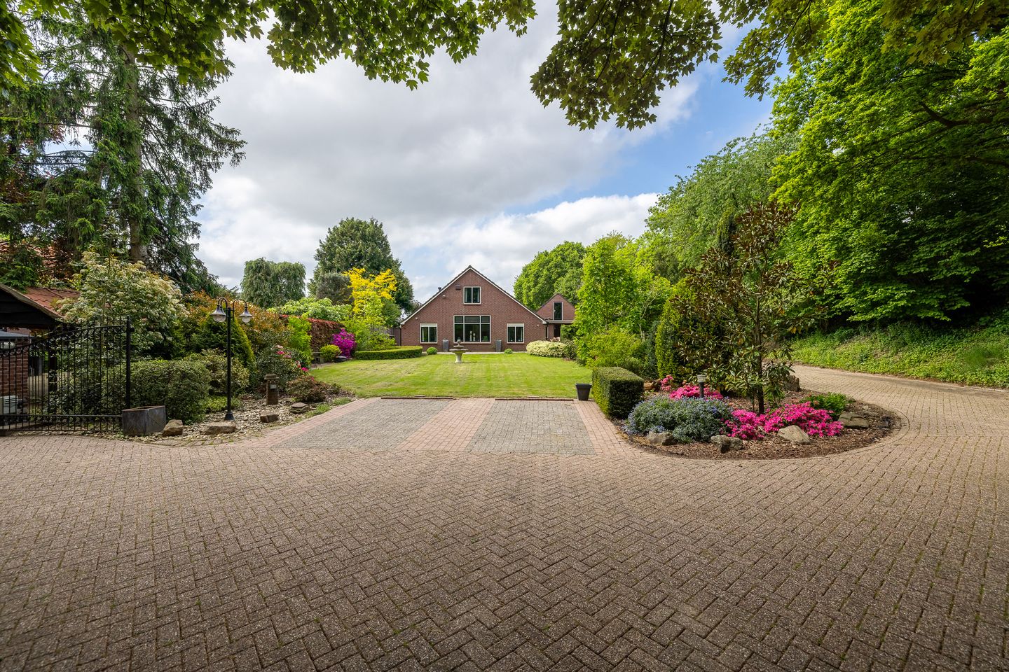 Photo 85 of Dichterseweg 74