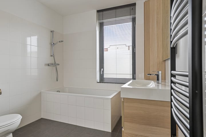 Foto 16 van Willem Kloosstraat 9