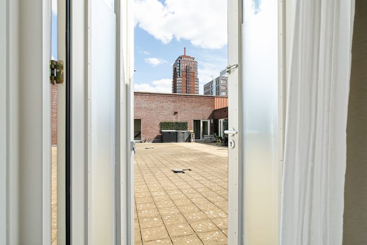 Photo 13 of H.J. van Heekplein 58-21