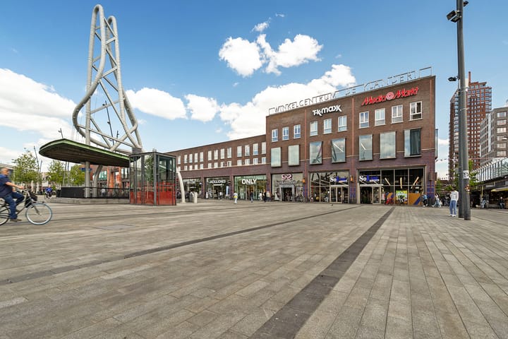 Photo 31 of H.J. van Heekplein 58-21