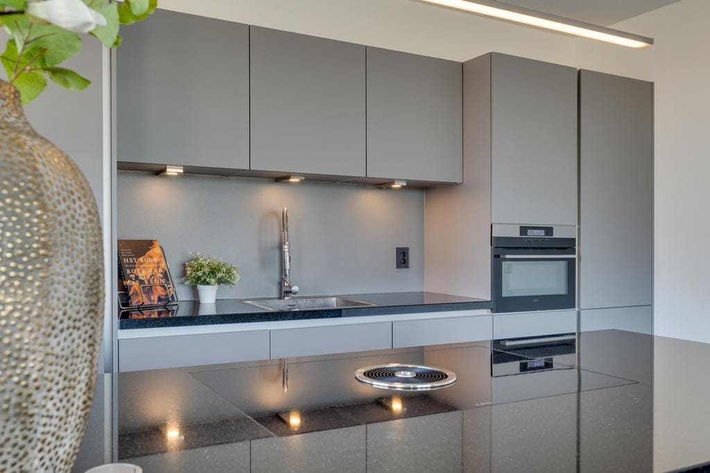 Foto 7 van San Marinostraat 149