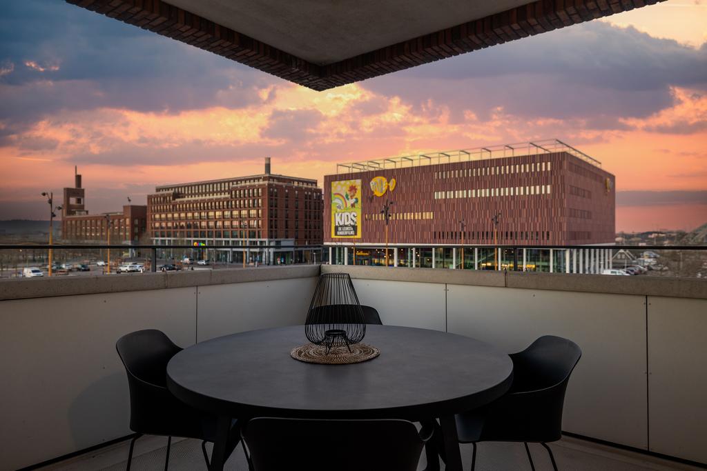 Foto 11 van San Marinostraat 149