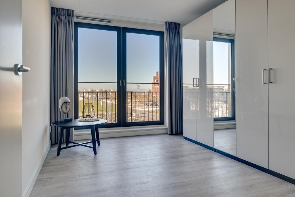 Foto 15 van San Marinostraat 149