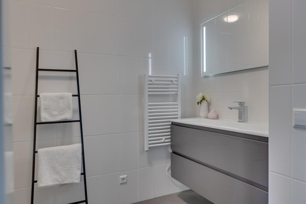 Foto 18 van San Marinostraat 149