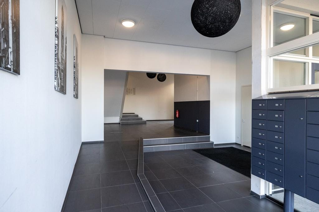 Foto 20 van San Marinostraat 149