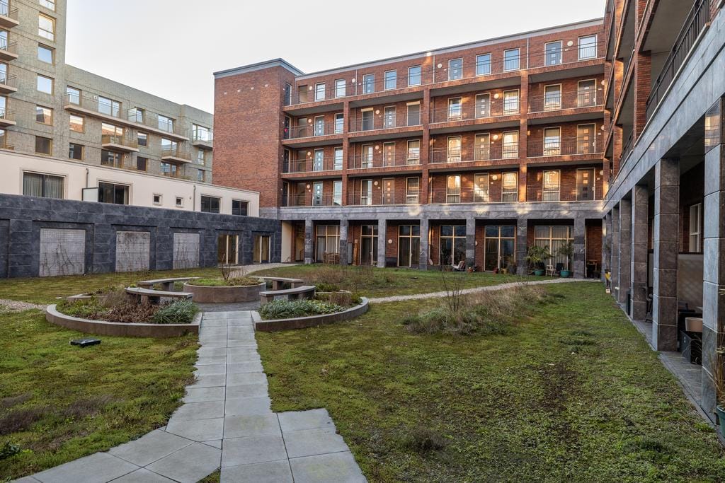 Foto 23 van San Marinostraat 149