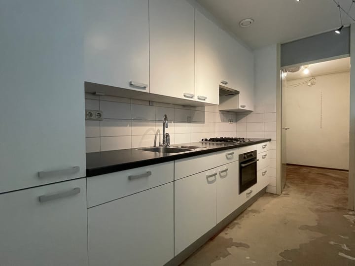 Photo 13 of Herdenkingsplein 36-A