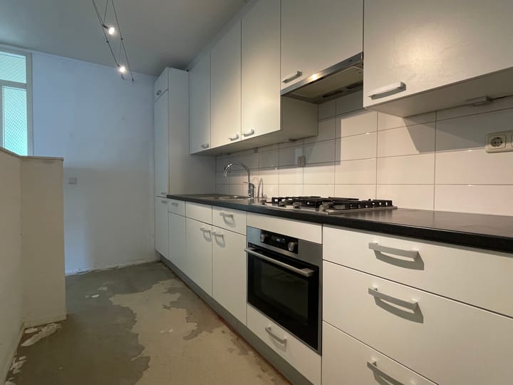 Photo 14 of Herdenkingsplein 36-A