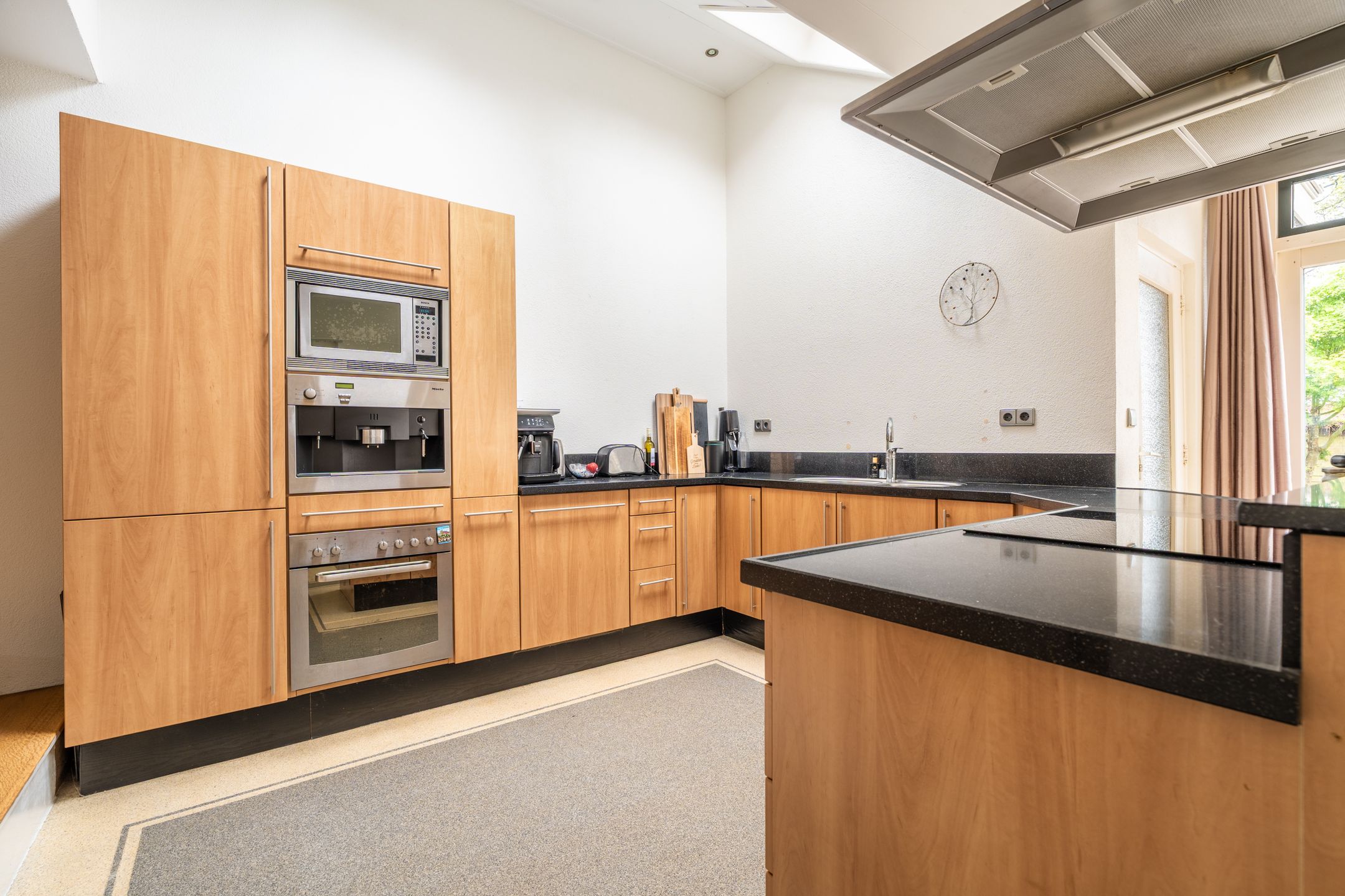 Photo 30 of C.W. Lubbersstraat 4