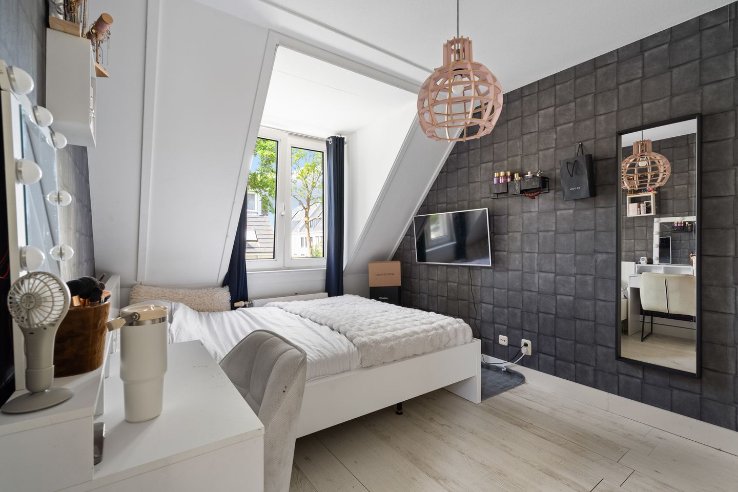 Foto 34 van Waalsteen 33