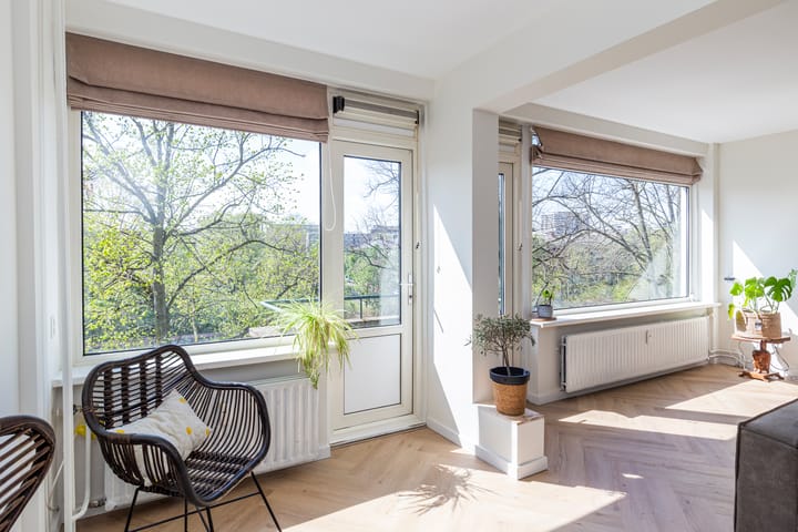 Foto 8 van Mgr P.J. Willekenslaan 133