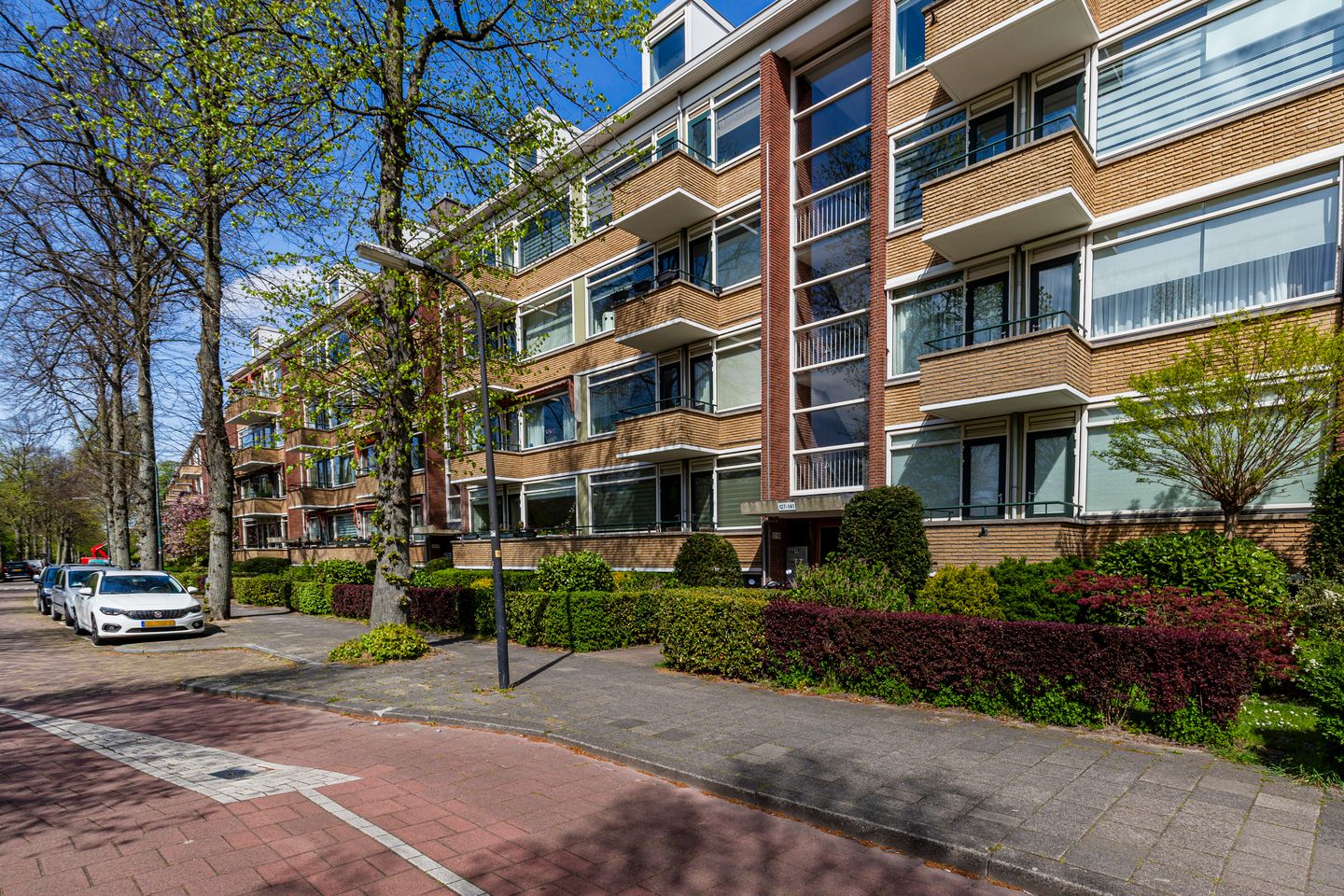 Foto 29 van Mgr P.J. Willekenslaan 133