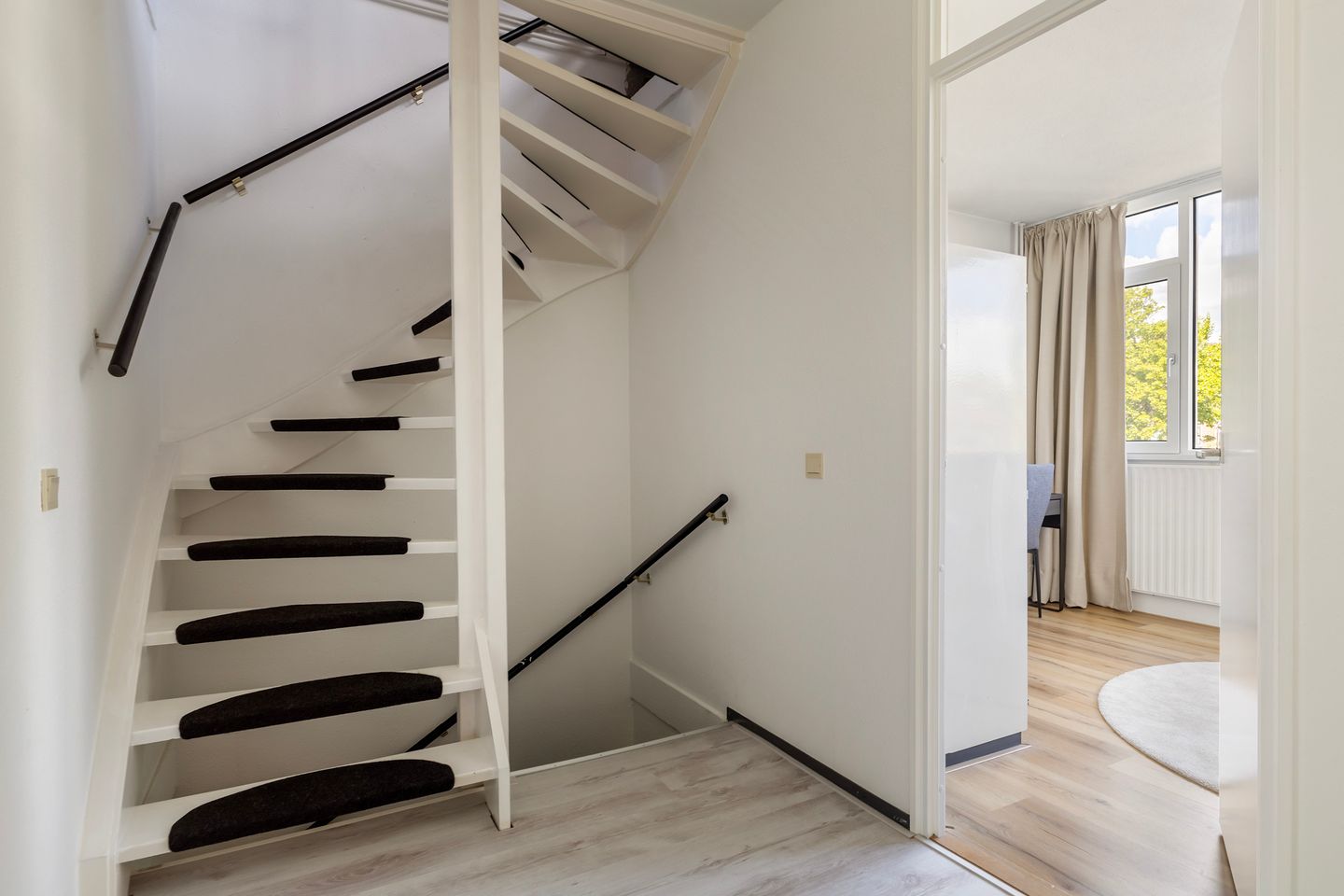 Foto 25 van Maagdepalm 33