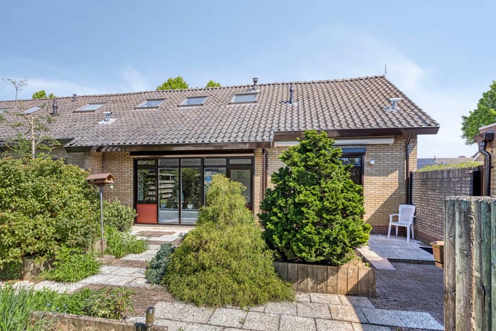 Foto 42 van Prins Clauslaan 10